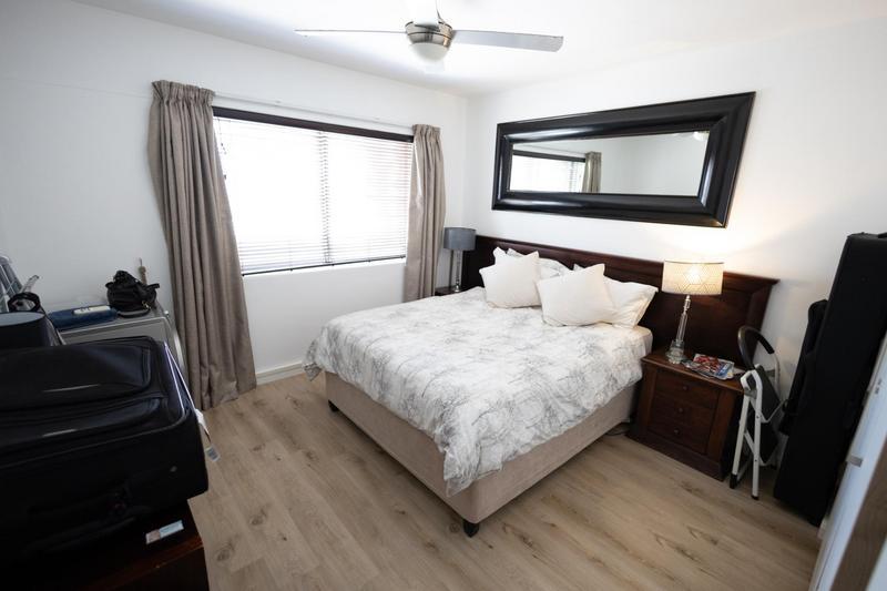 2 Bedroom Property for Sale in Dolphin Beach Western Cape